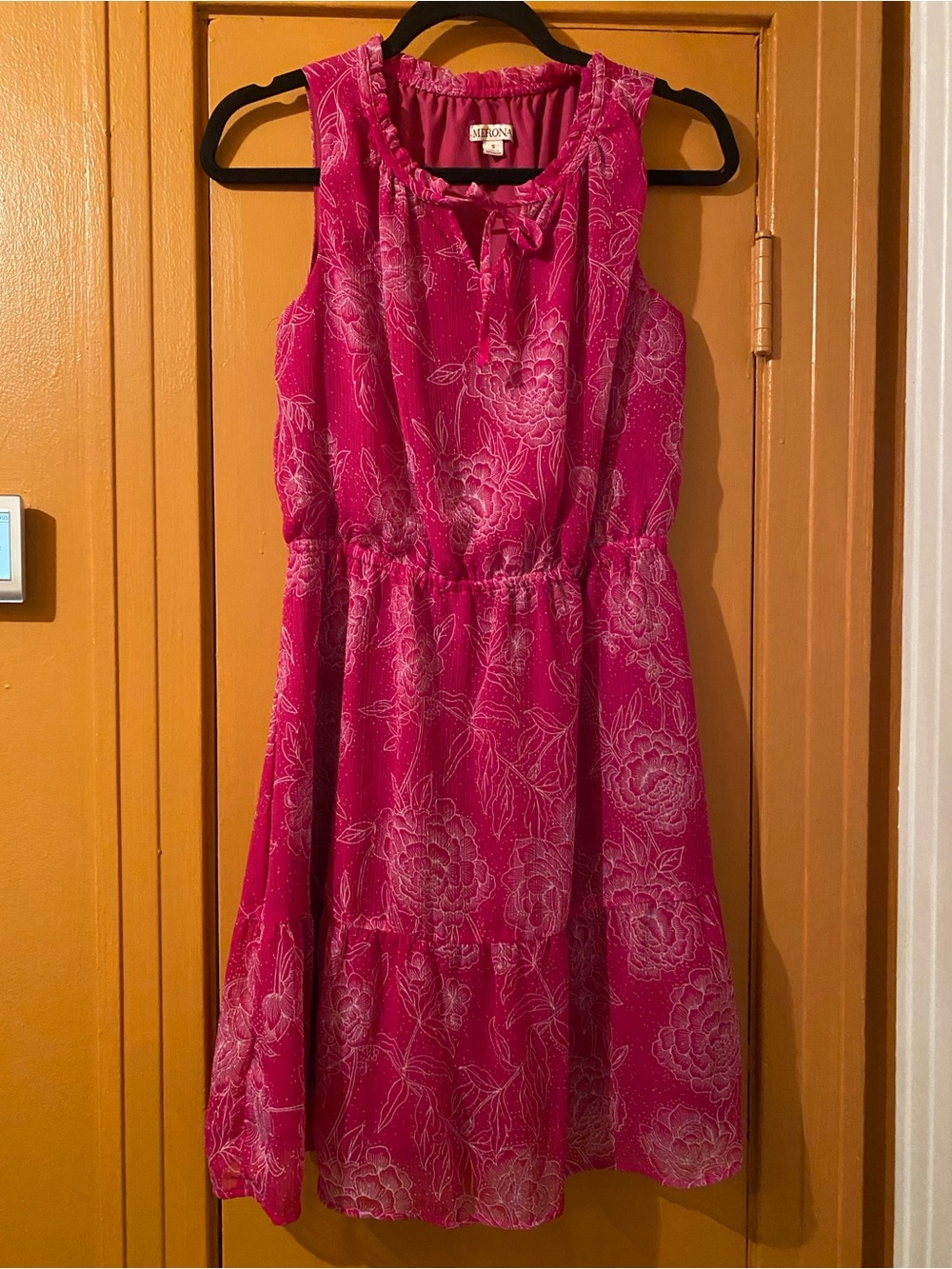 Women's Bright Pink Floral Sleeveless Dress Small
